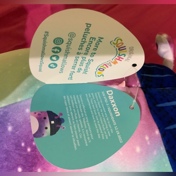 RARE Large Squishmallow edition. Daxxon Alien. Brand new with tags. 16”. - Picture 4 of 4